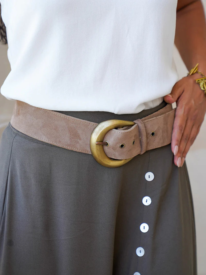 The Classic Suede Belt | Taupe