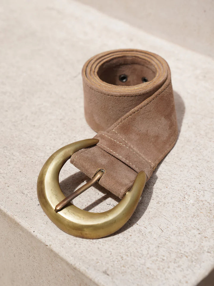 The Classic Suede Belt | Taupe