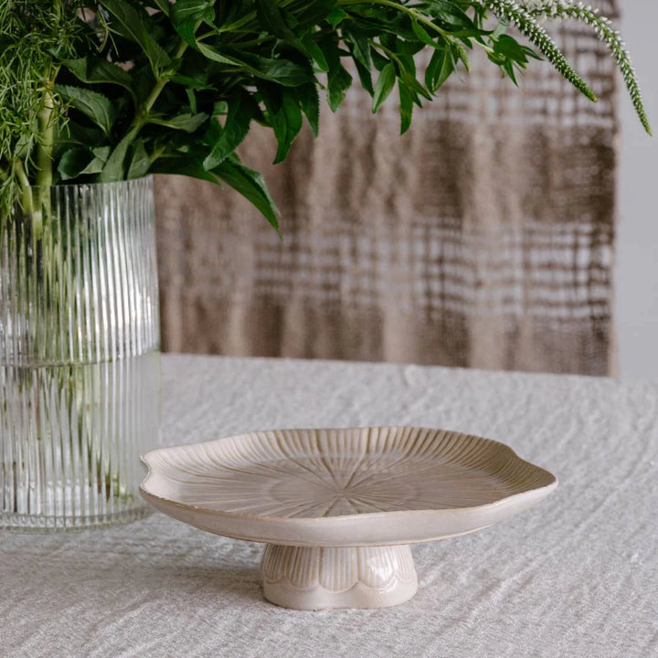 The Highlines Botanica Cake Stand - Oat