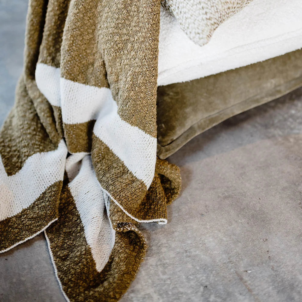 Zen Throw - Olive | White