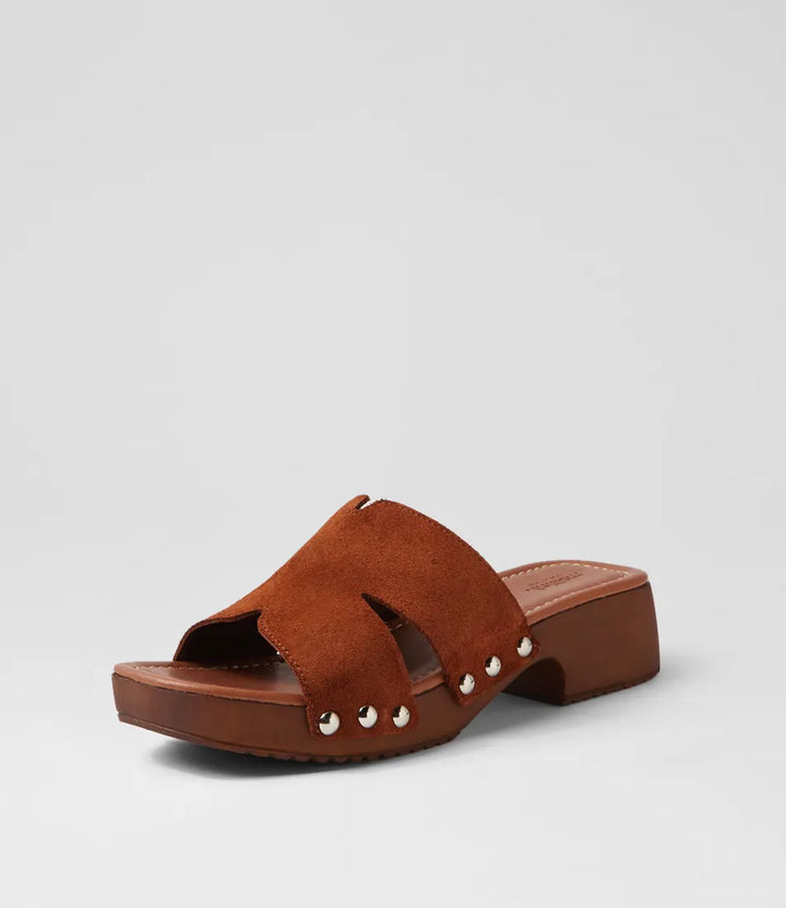 Cranberri Brown Suede Sandals