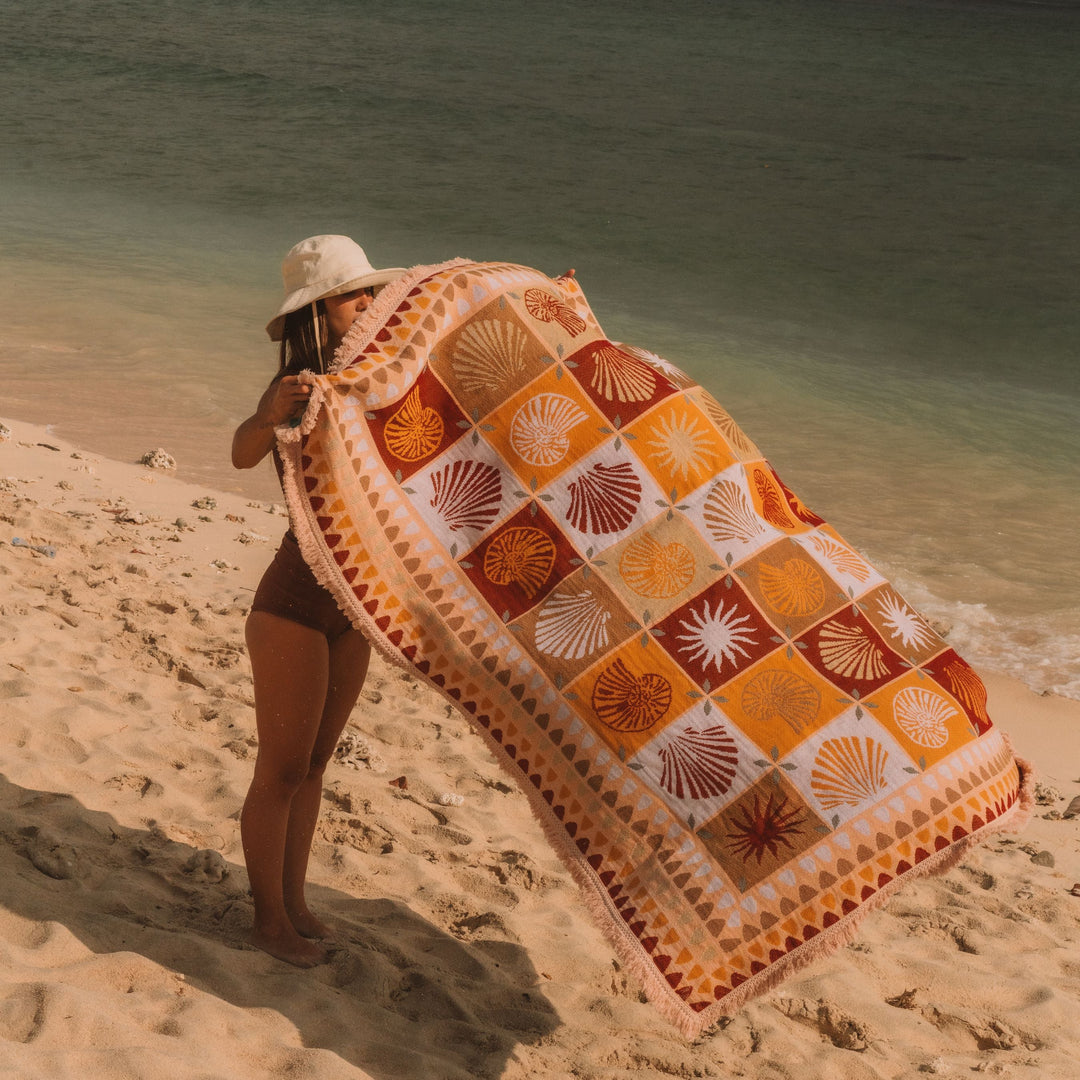 Seashell Throw ~ Sand