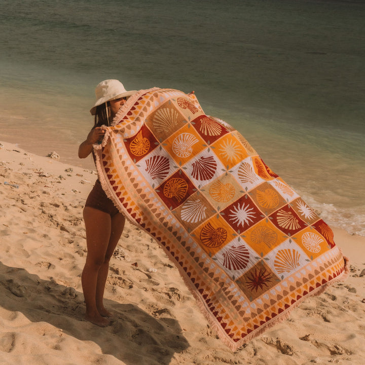 Seashell Throw ~ Sand