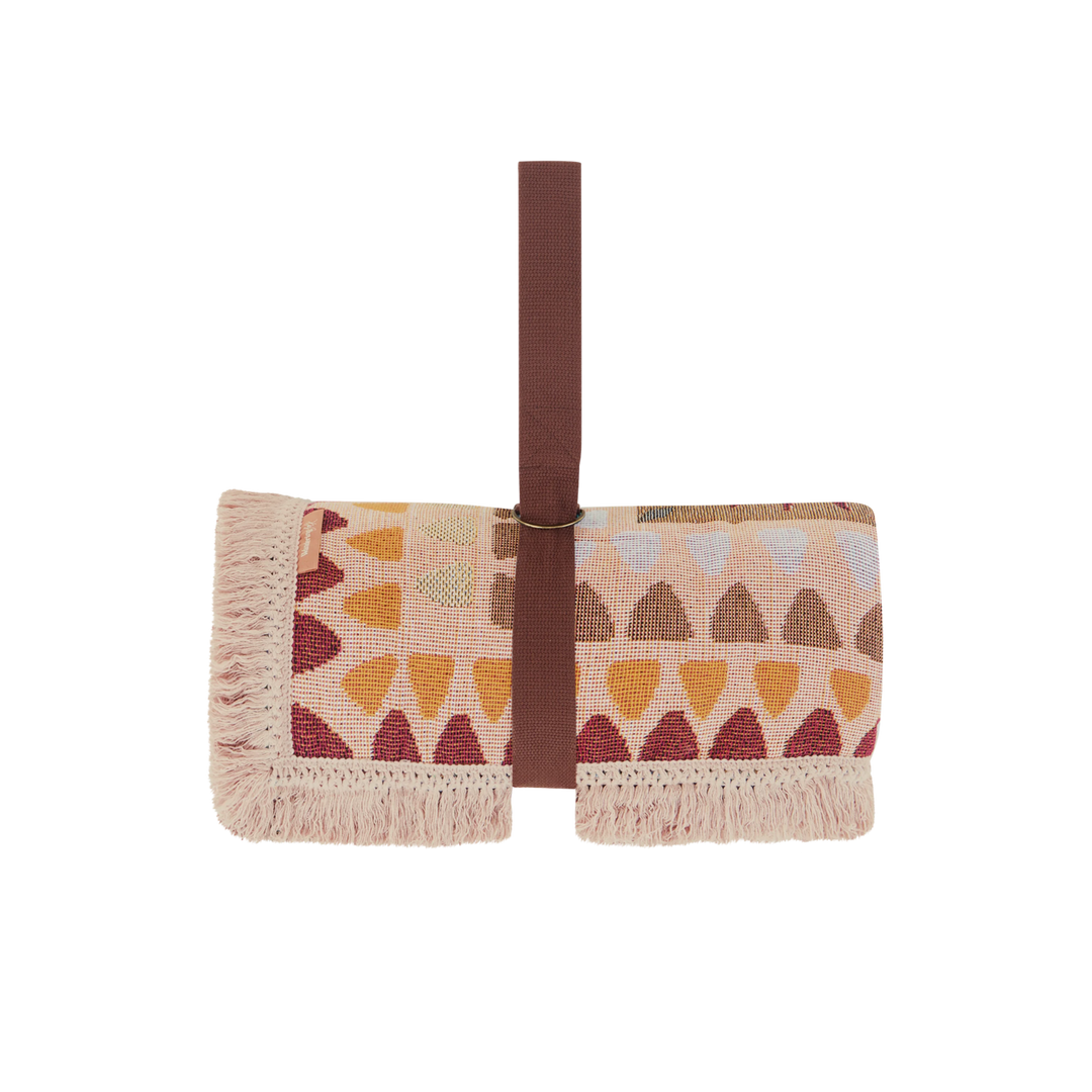 Seashell Throw ~ Sand