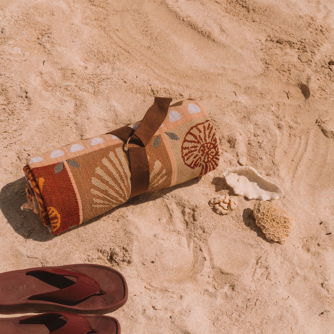 Seashell Throw ~ Sand