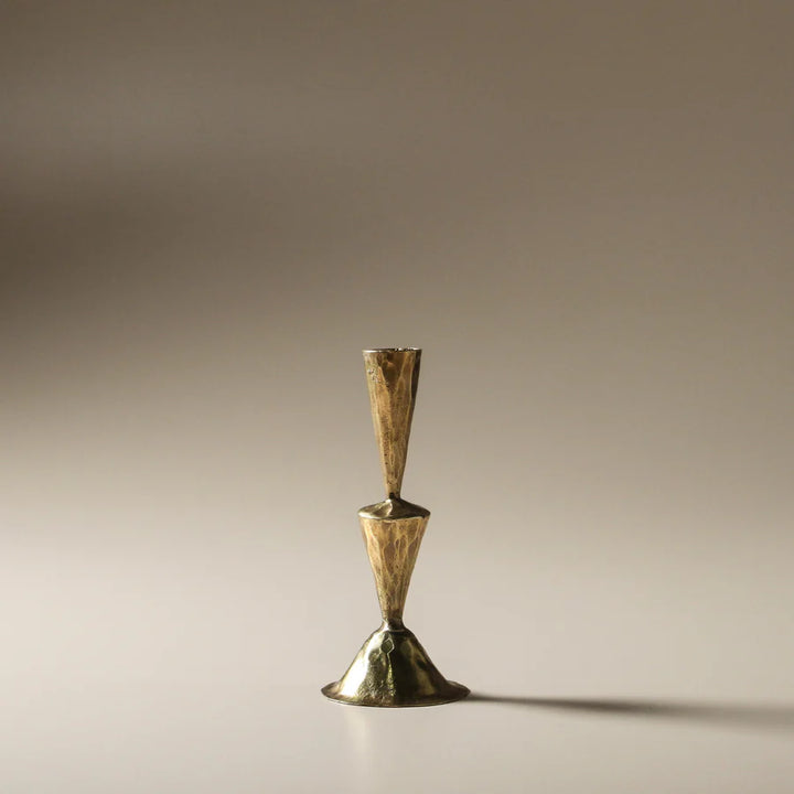 Iris Candlestand