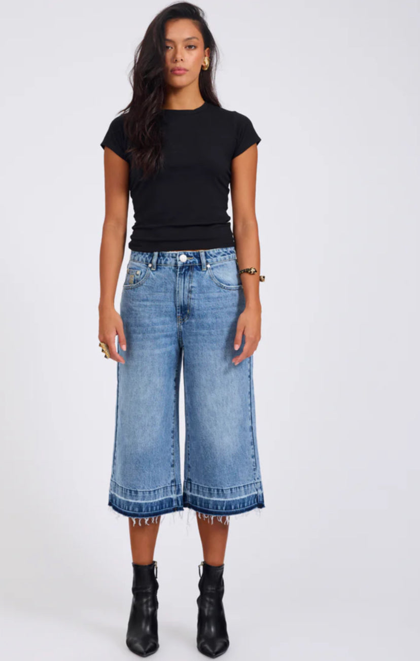 720'S Mid Waist Long Length Shorts - Pretty Blue