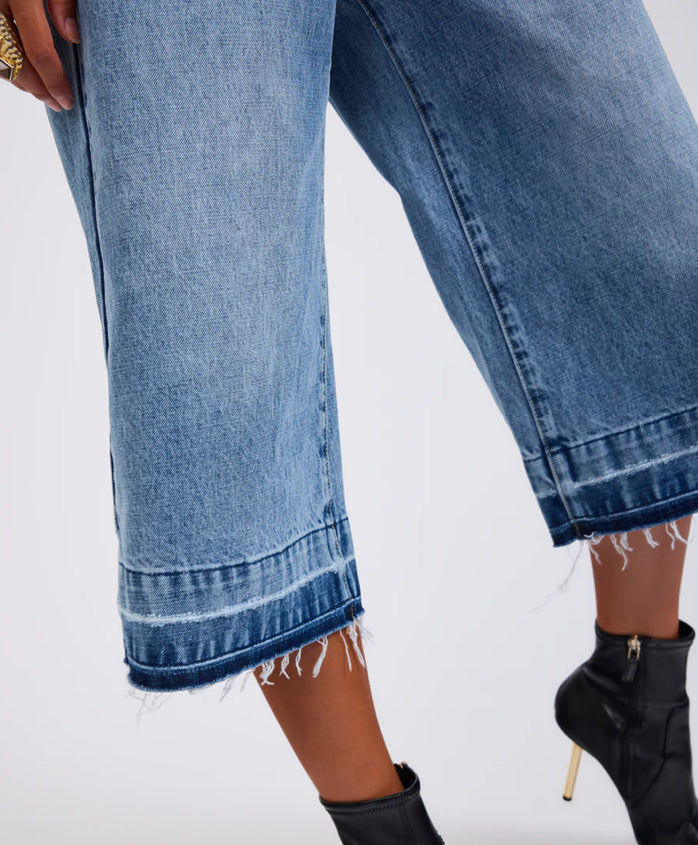 720'S Mid Waist Long Length Shorts - Pretty Blue