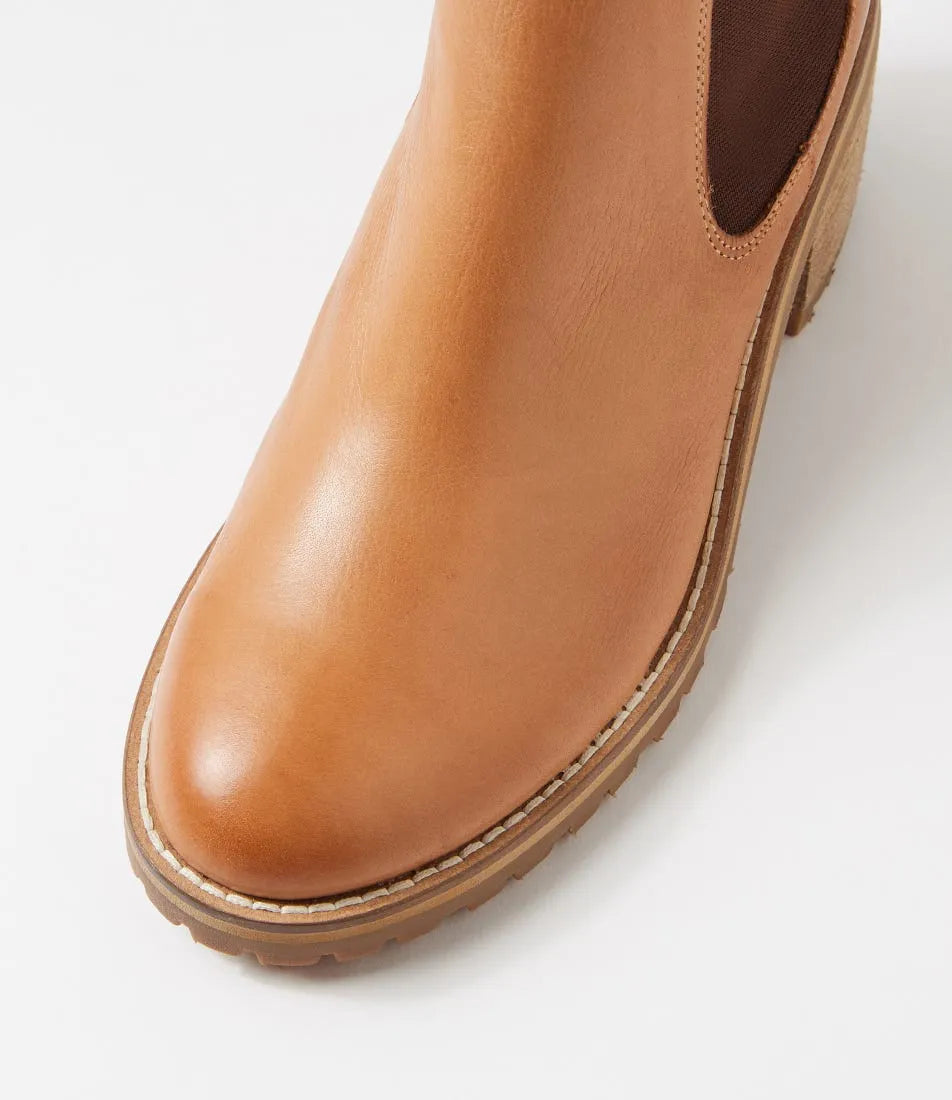 Biscoti Dark Tan Leather Chelsea Boots