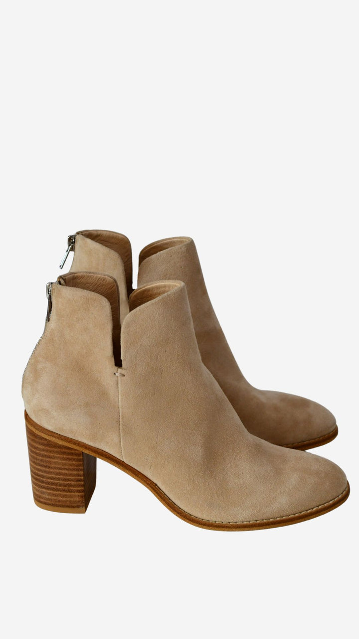 Tullows Suede Boot - Latte