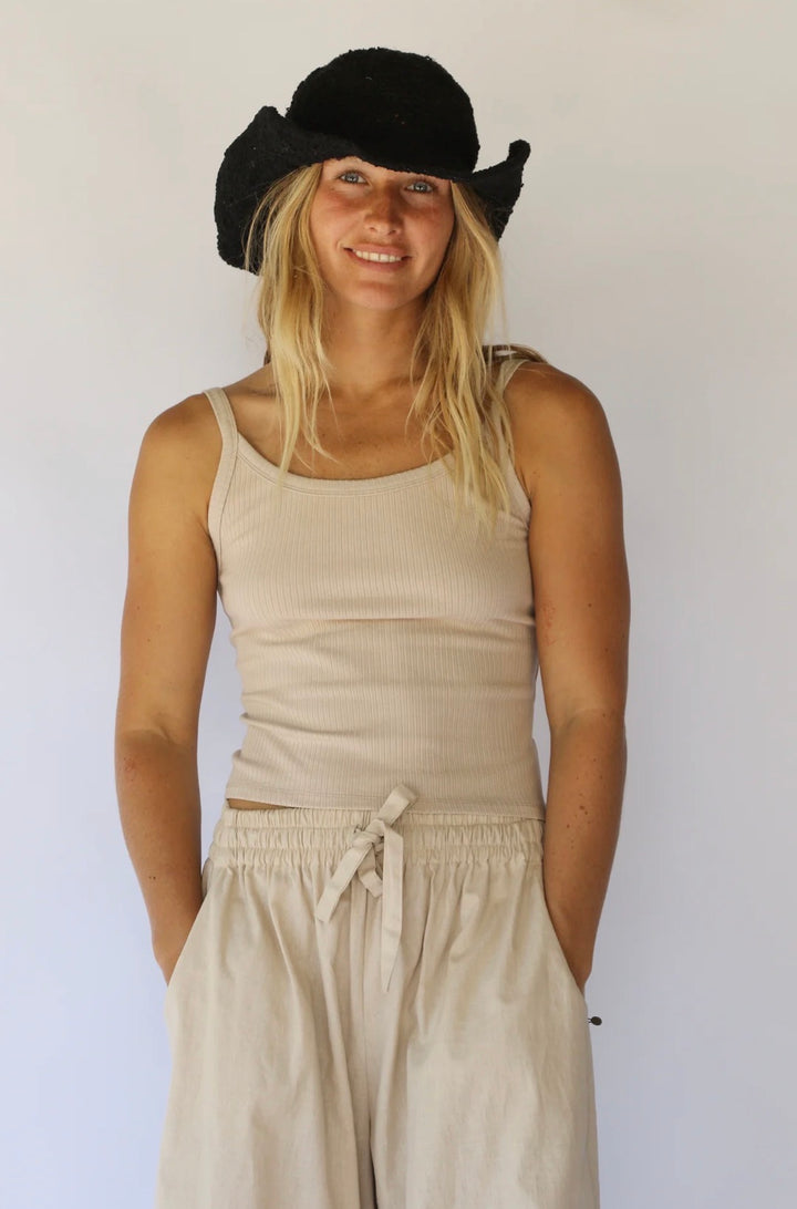 POLLY SHORT BRIM HAT | NOIR