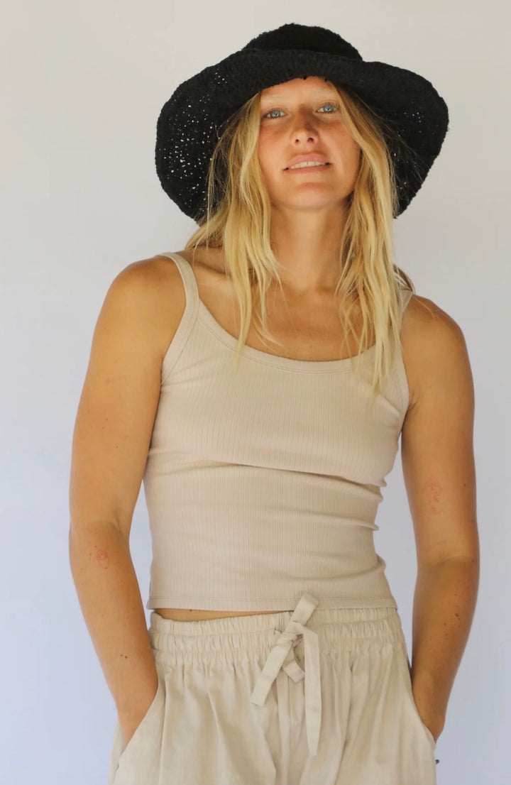POLLY SHORT BRIM HAT | NOIR
