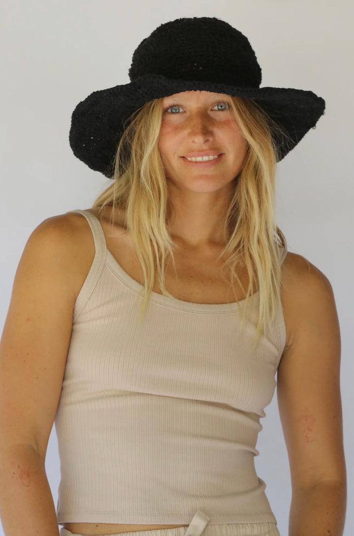 POLLY SHORT BRIM HAT | NOIR