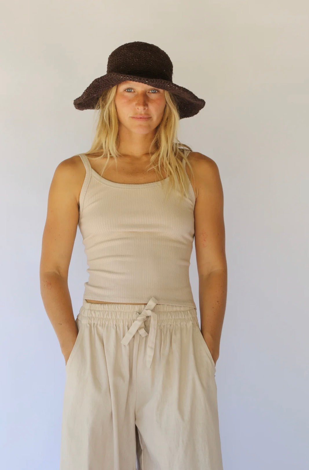 POLLY SHORT BRIM HAT | COCOA