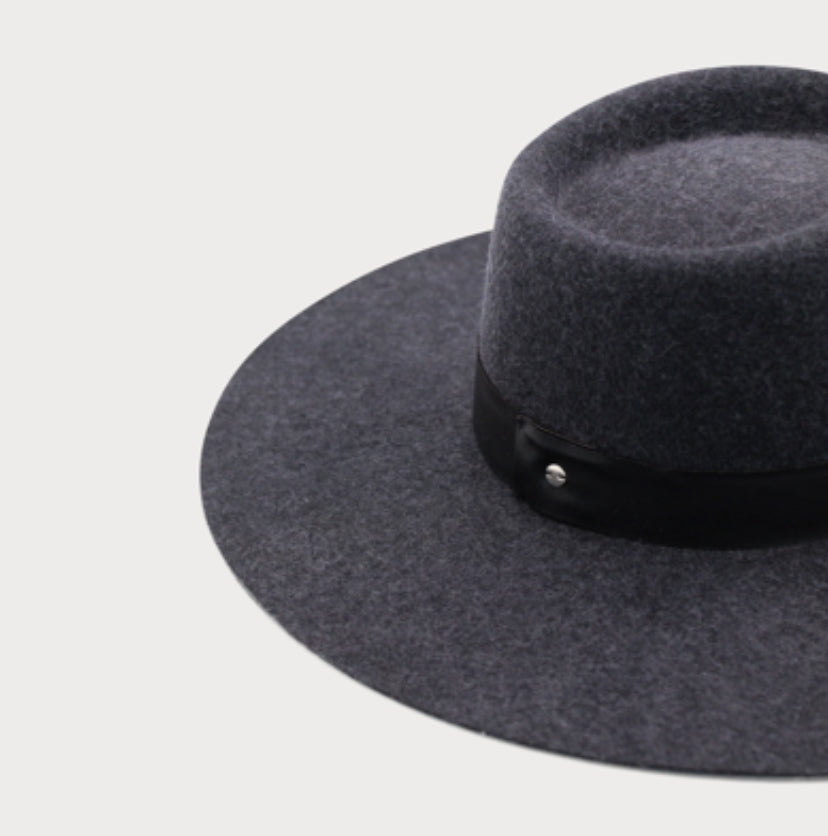 Santos Wool Felt Fedora in Charcoal Black