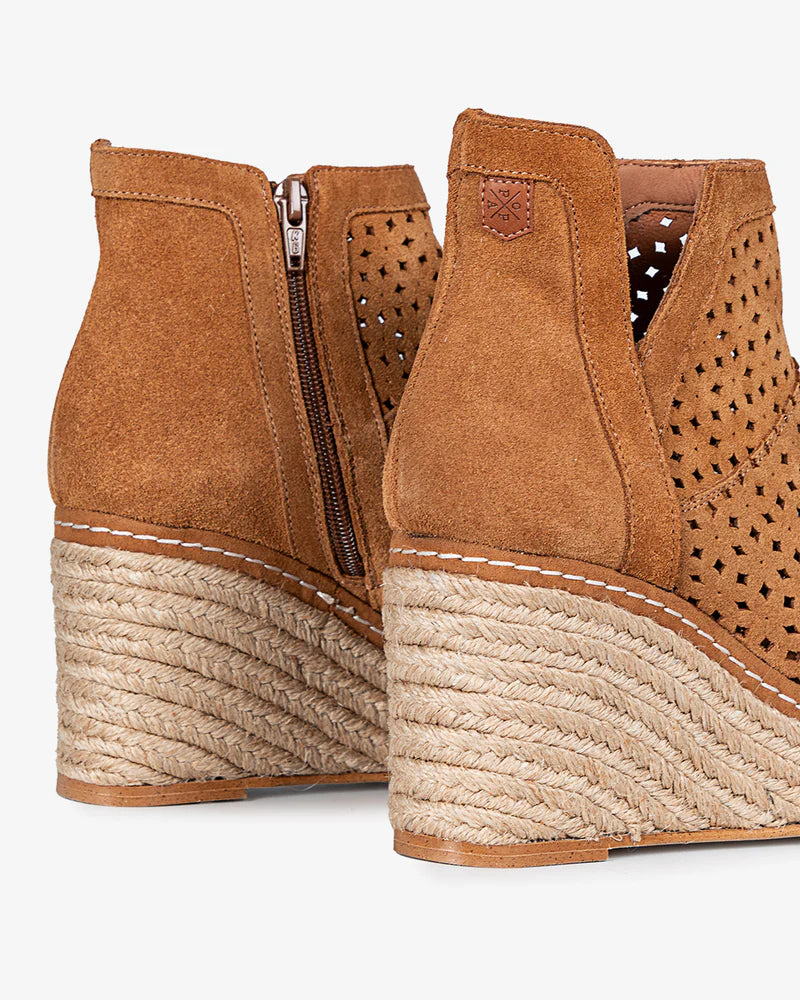 Ira Boot