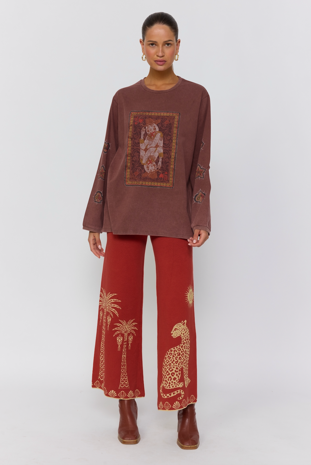 Queen of Hearts Long Sleeve Tee ~ Walnut