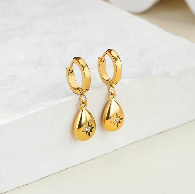 Teardrop Zircon Earrings