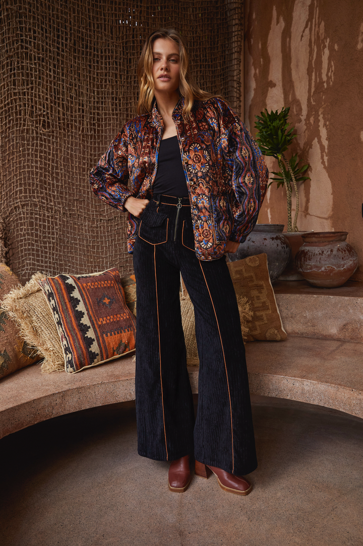 Selene Pants in Raven