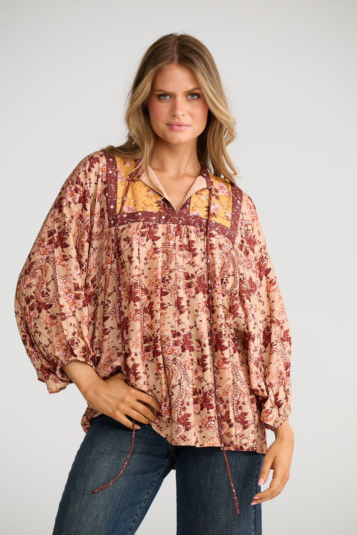 Isla Top ~ Beige Wildflower