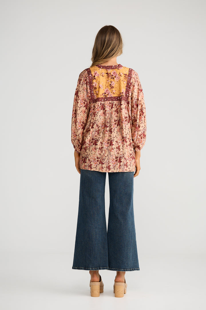 Isla Top ~ Beige Wildflower