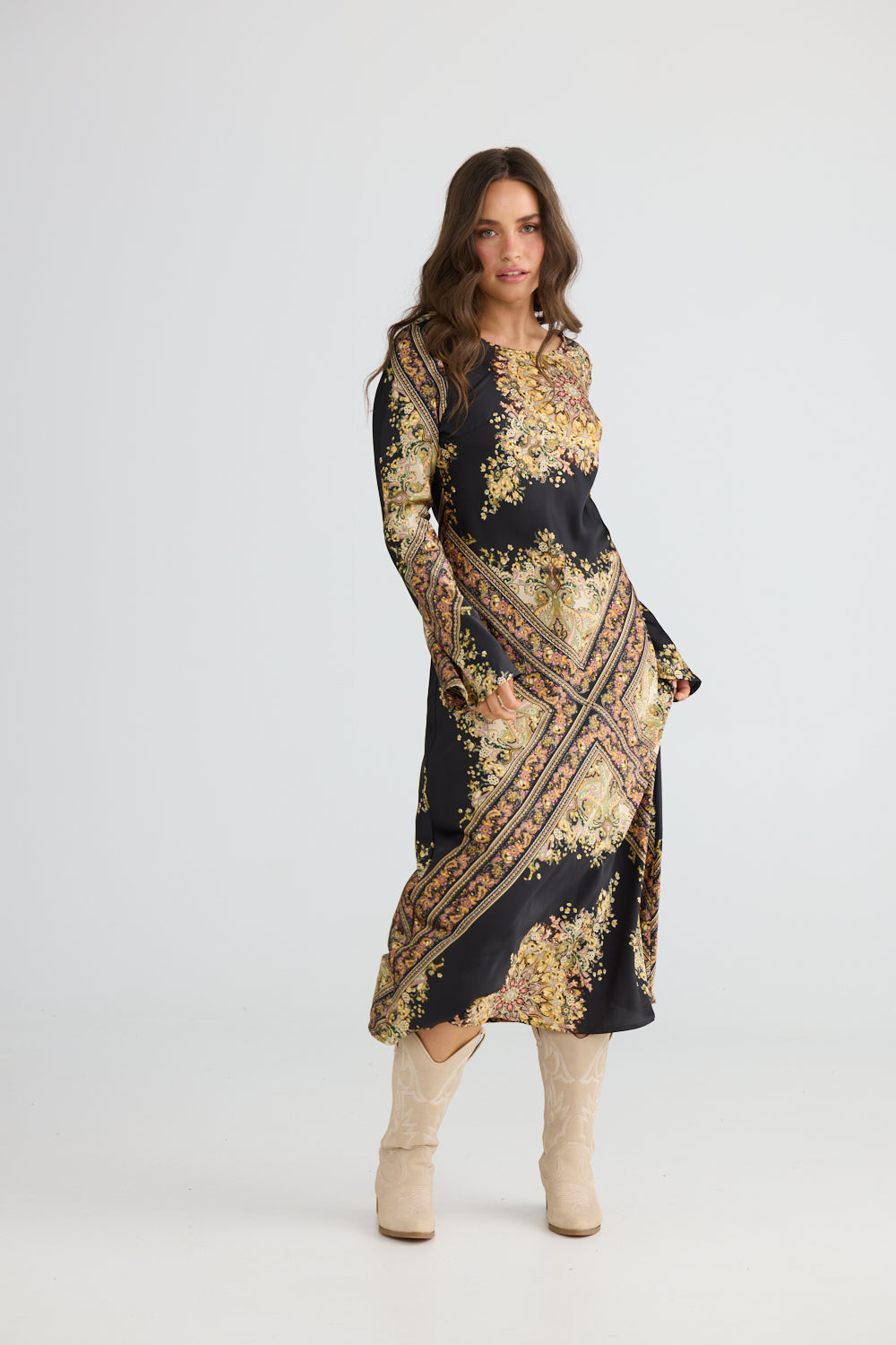 Stardust Maxi Dress Black Paisley