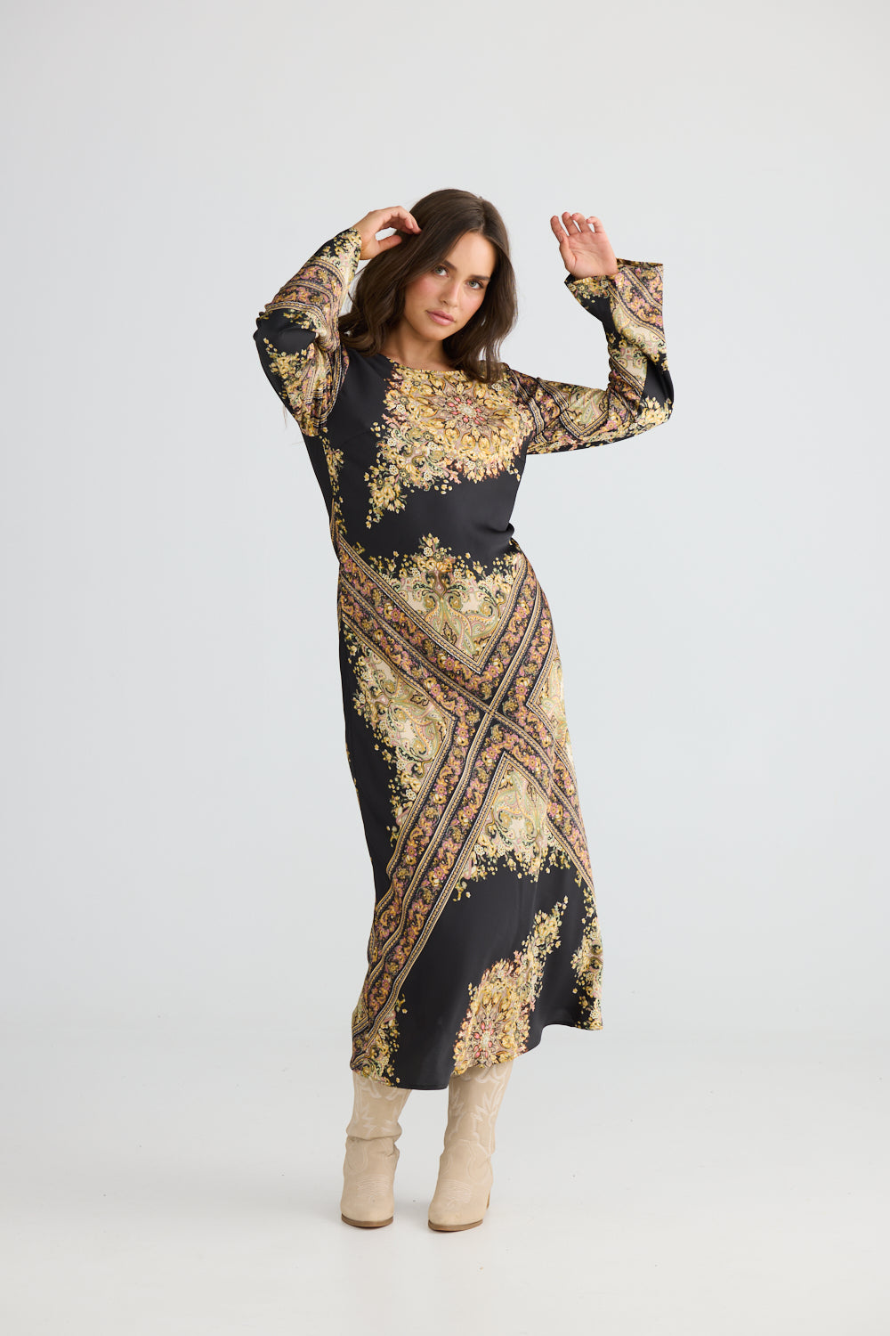 Stardust Maxi Dress Black Paisley