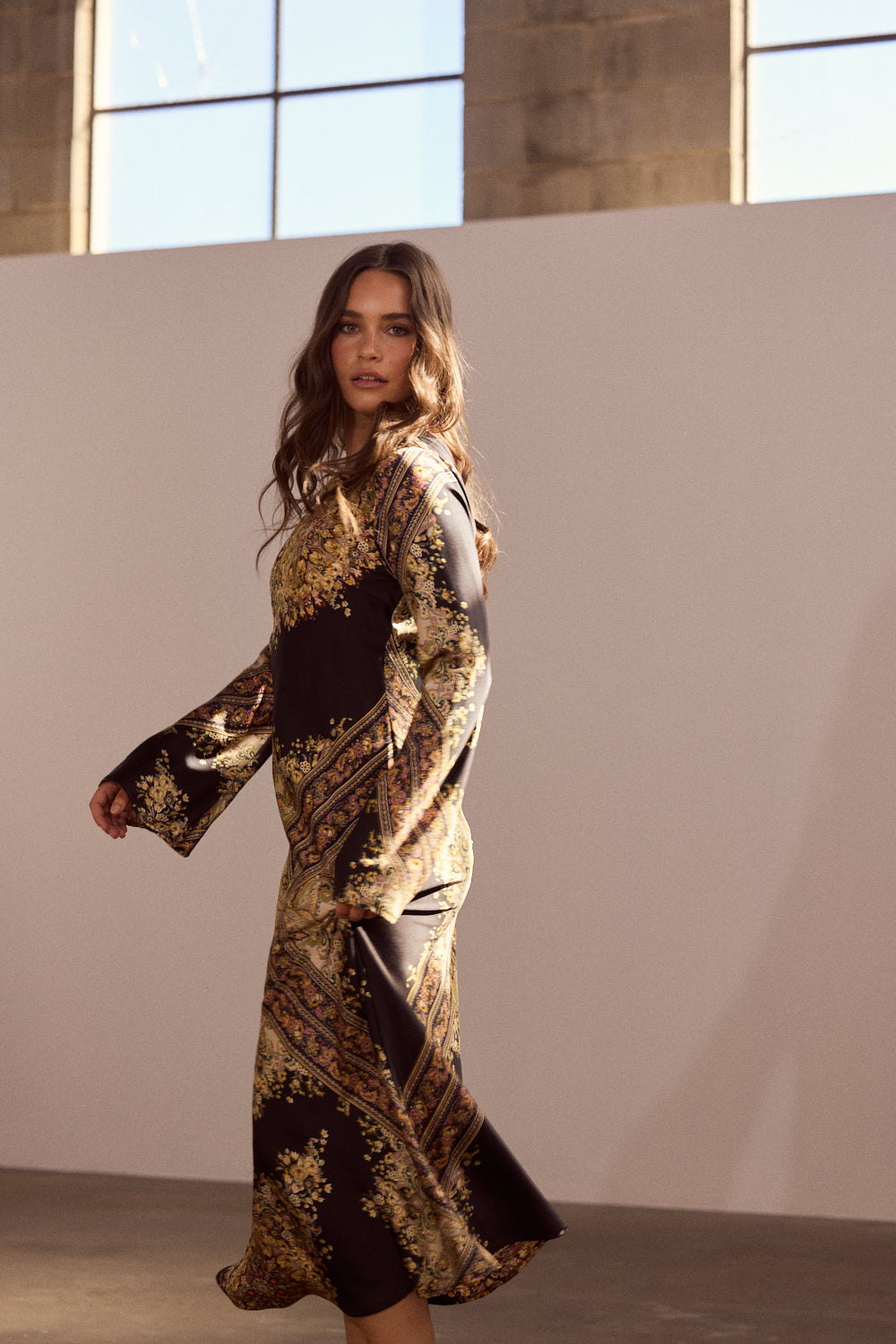 Stardust Maxi Dress Black Paisley
